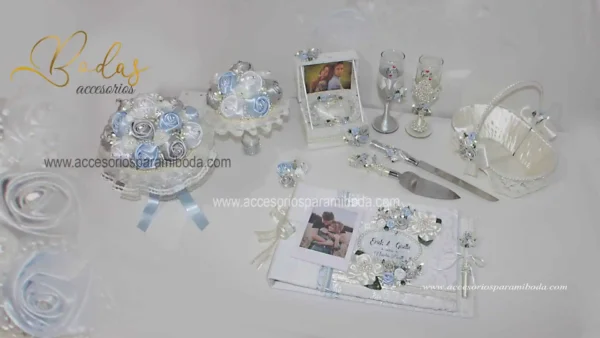 Pack celeste con blanco